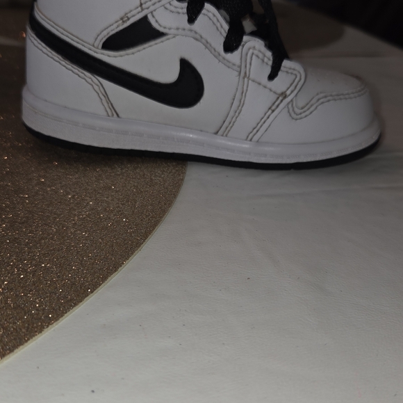 Jordan - Picture 3 of 8